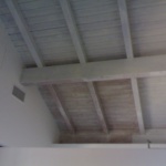 Milano,preparazione soffitto bianco.